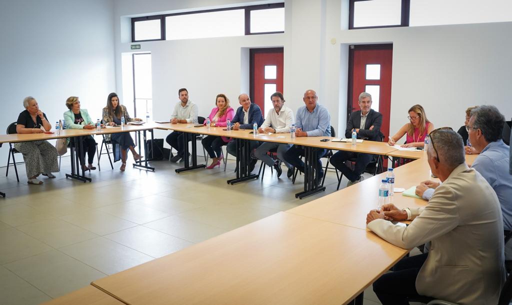 Reunión de CC con la Plataforma Pro Hospital Público del Sur / CanariasNoticias.es 