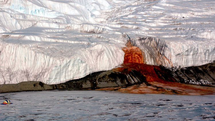 "Cataratas de sangre" de la Antártida