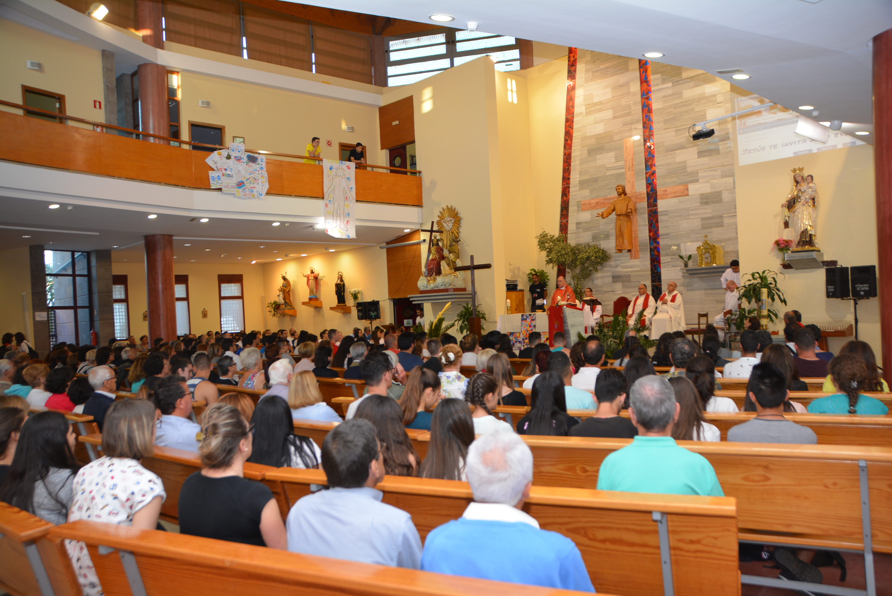Encuentro Diocesano de Jóvenes en la iglesia de El Tablero