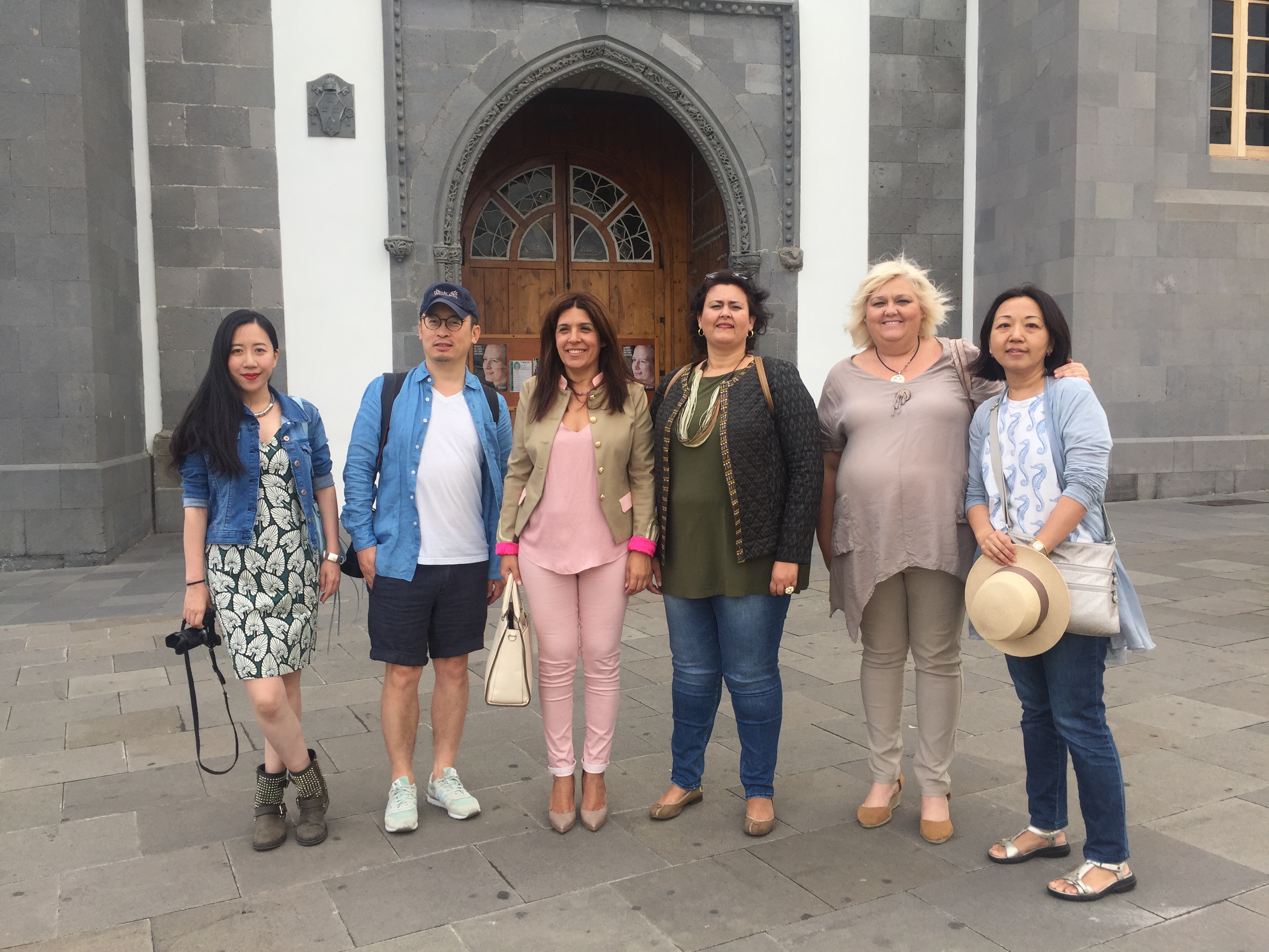 La alcaldesa de Telde, Carmen Hernández con periodistas chinos