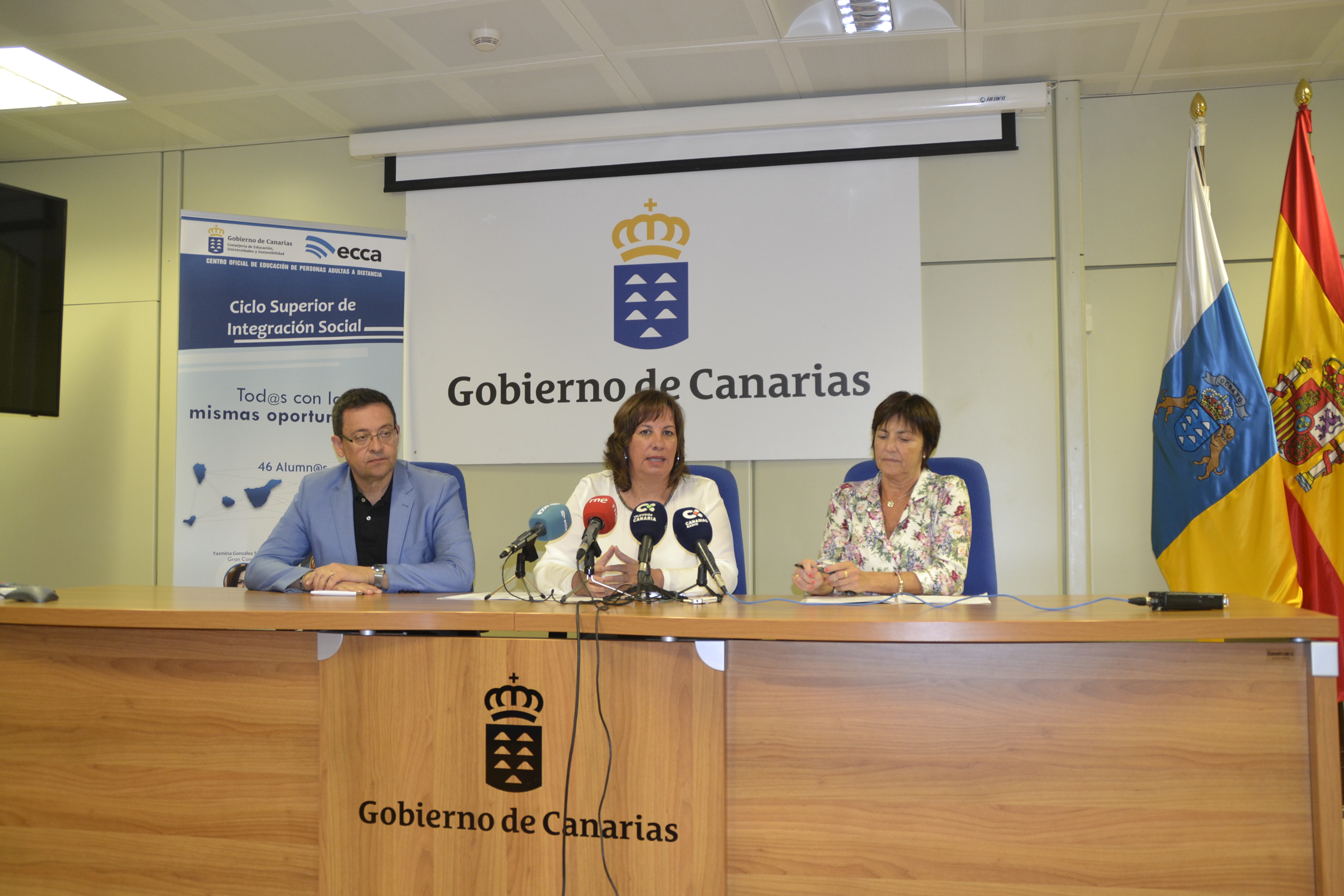 Soledad Monzón, Amparo Osorio y Manuel Jorge