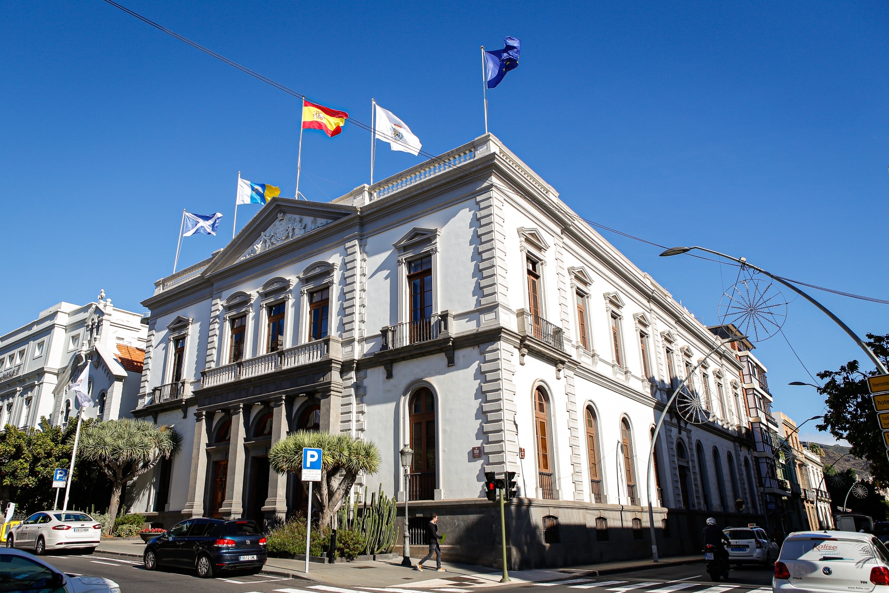 El Ayuntamiento De Santa Cruz De Tenerife Destina Casi 800 000