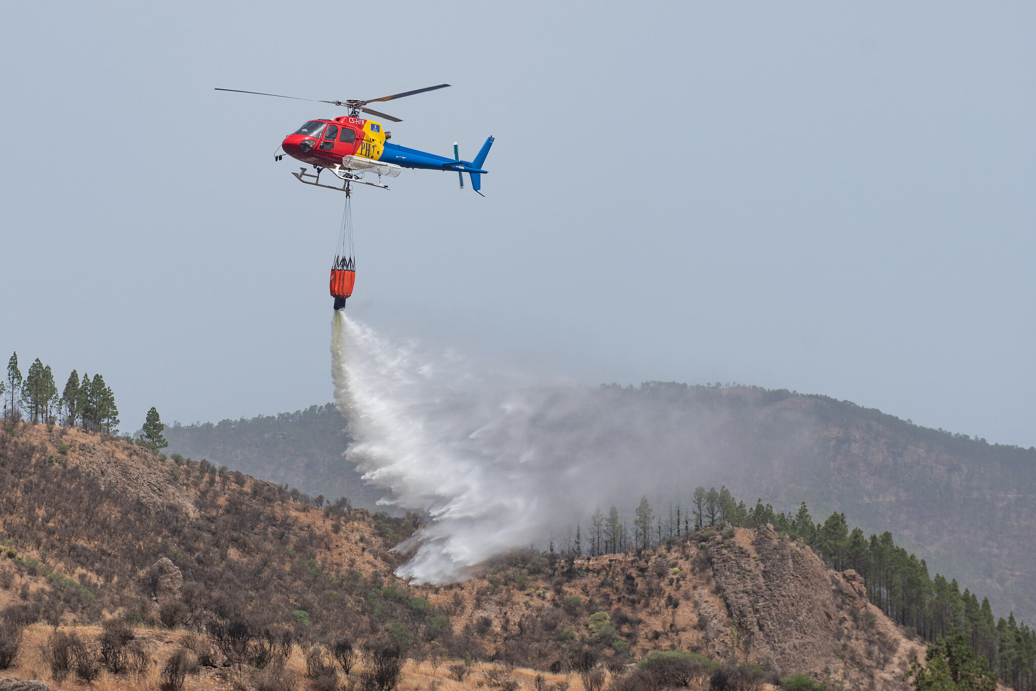 Helicóptero contraincendios. Gran Canaria