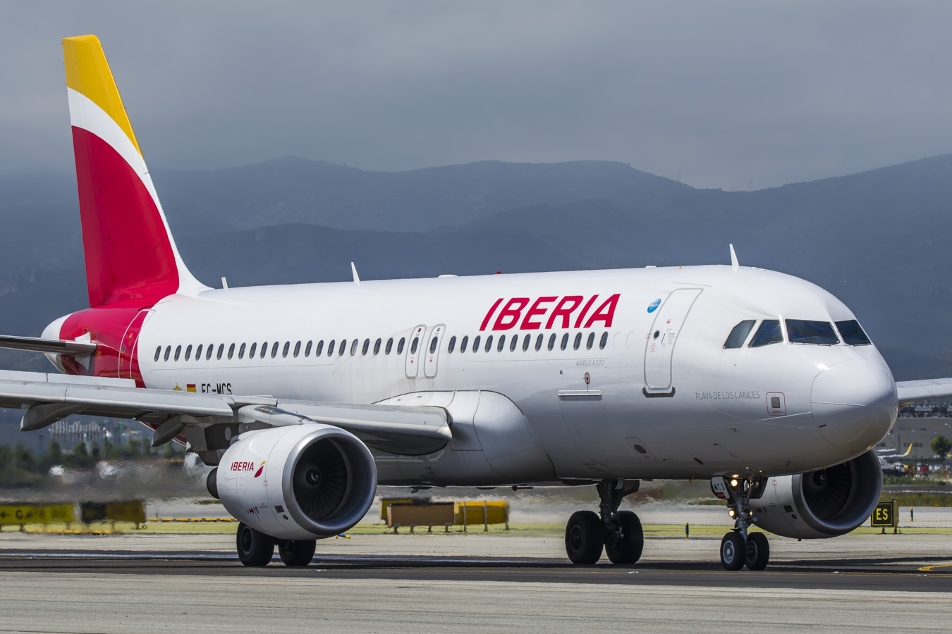 Iberia Express elevará sus operaciones en Canarias en la segunda semana