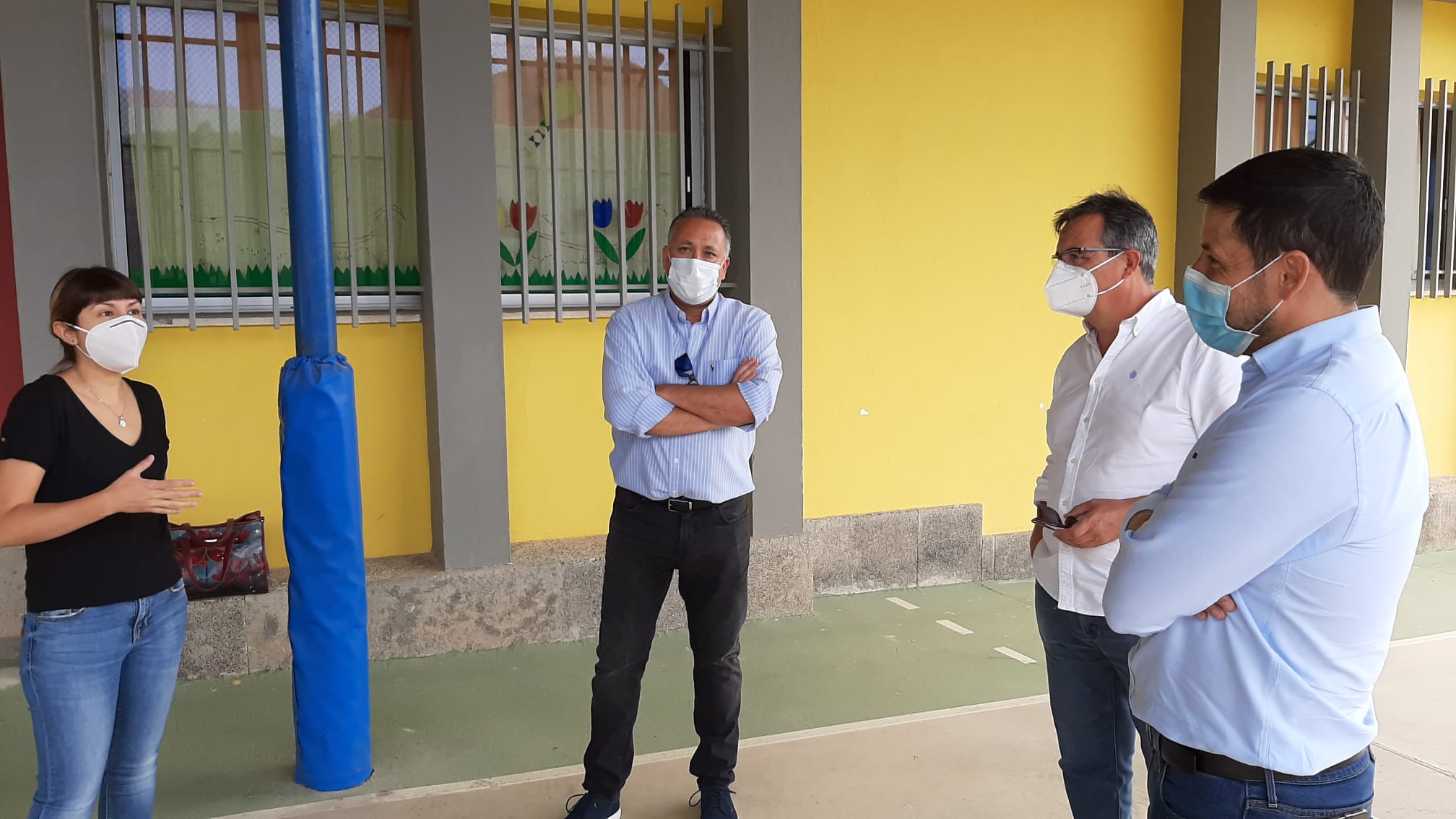 Héctor Suárez y  Juan Francisco Artiles visitan la Escuela Rural La Gavia. Telde
