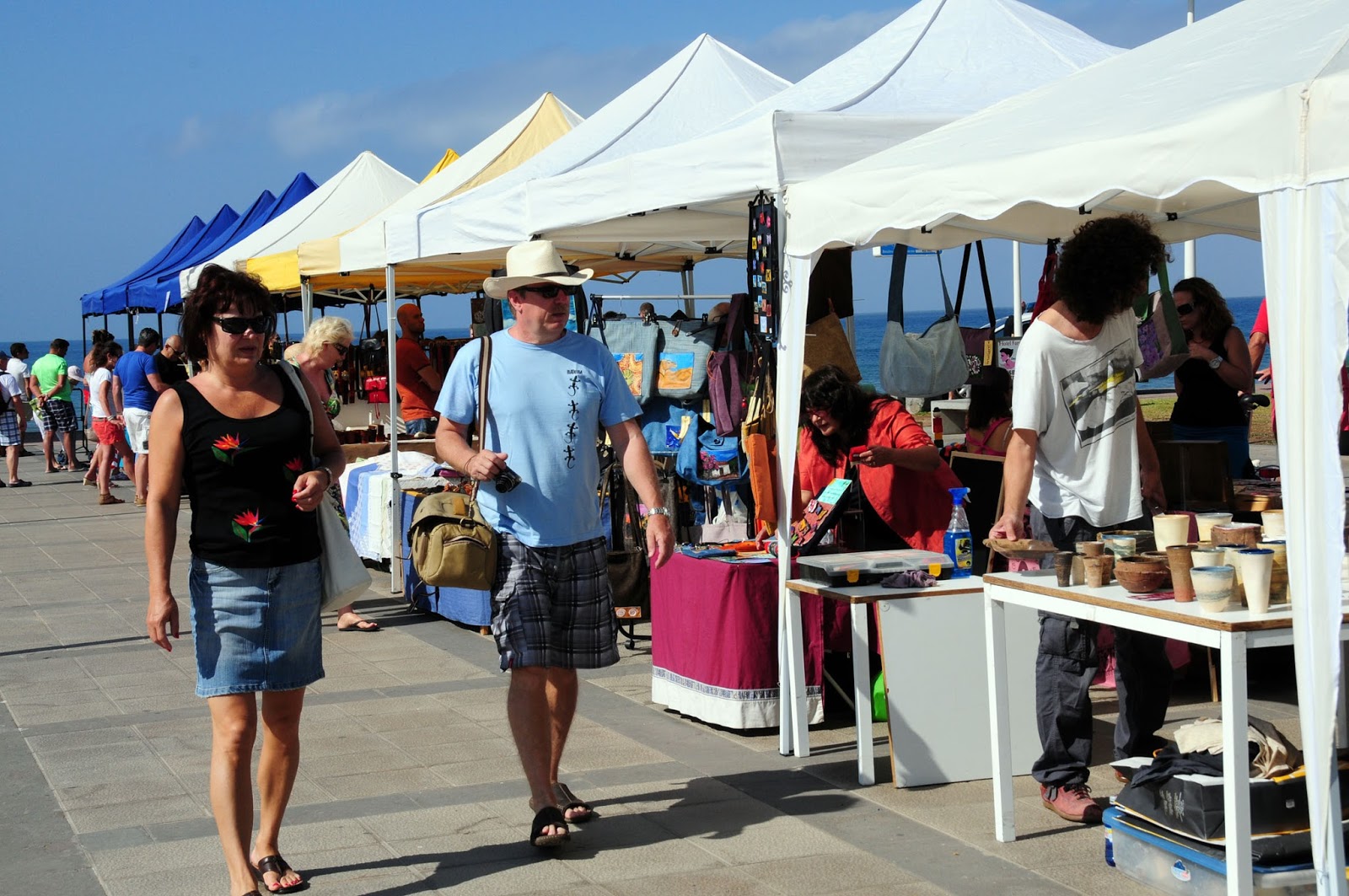 Feria de Artesanía del Faro de Maspalomas. Gran Canaria