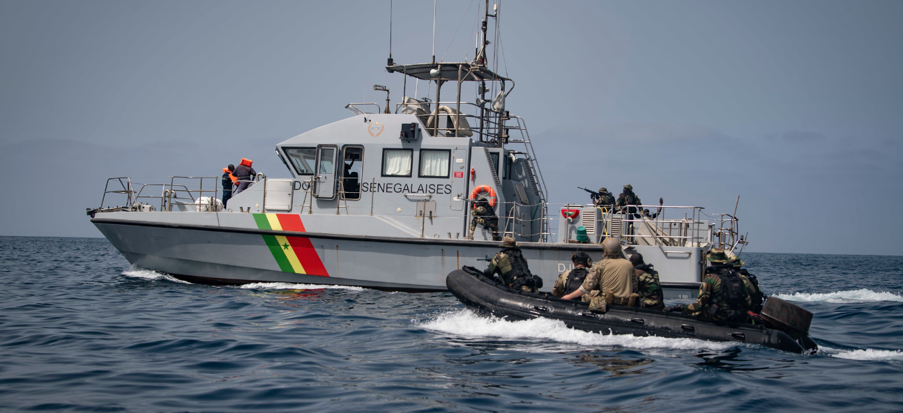 Barco de la Armada de Senegal