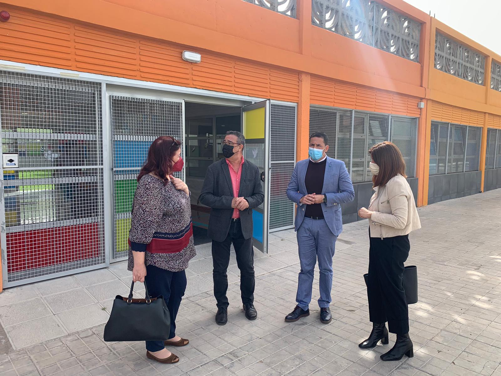 Héctor Suárez, Carmen Hernández y Manuela de Armas visitan a las escuelas infantiles municipales de Telde / CanariasNoticias.es