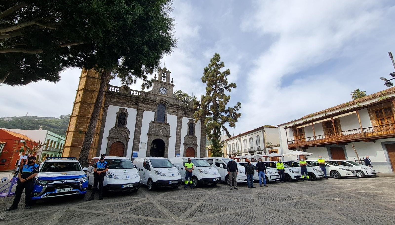 Presentación de los vehículos eléctricos de Teror / CanariasNoticias.es