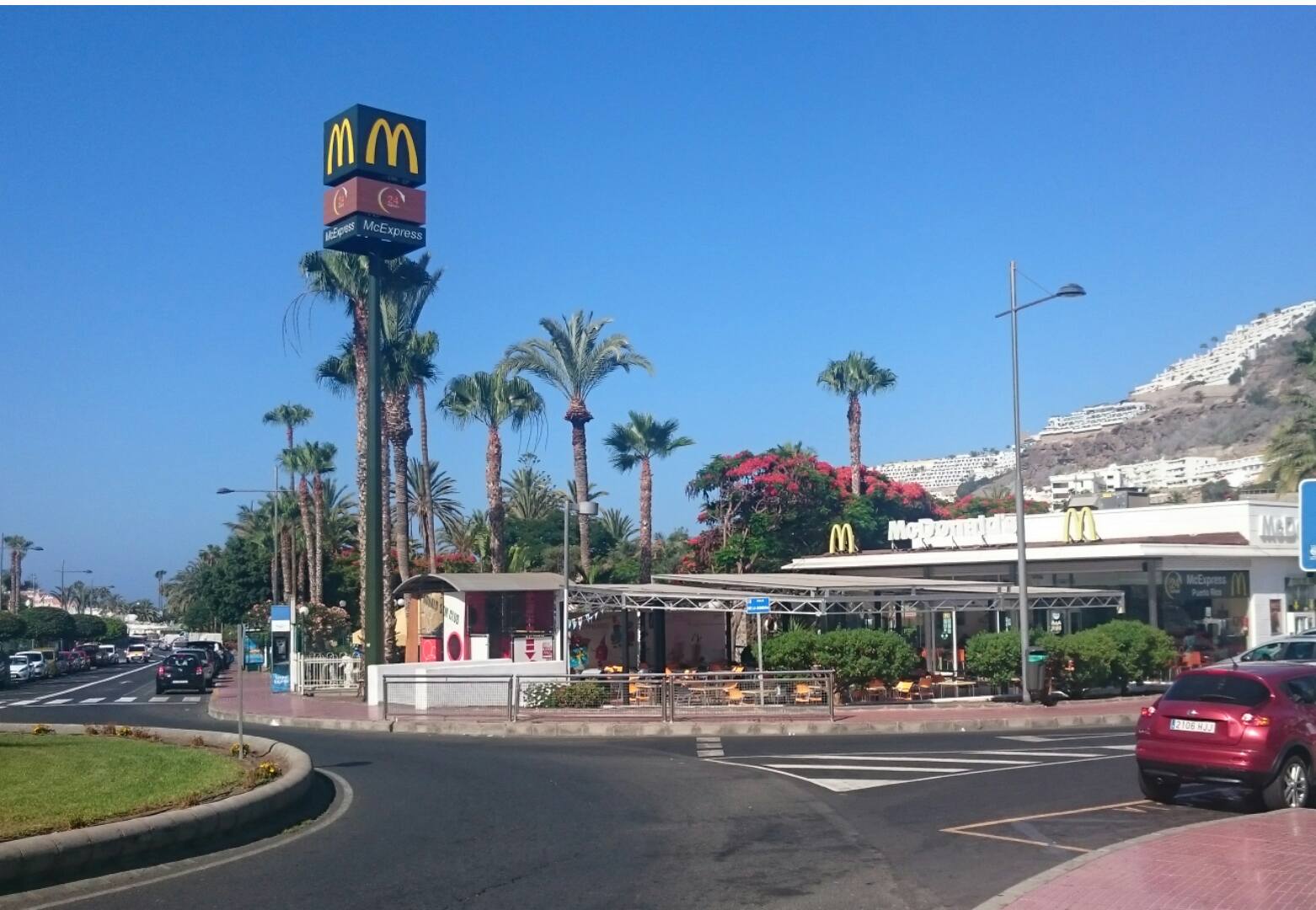 Destello Birmania Línea de metal El restaurante de McDonald's de Puerto Rico abre de nuevo tras un año de  cierre | Canarias Noticias