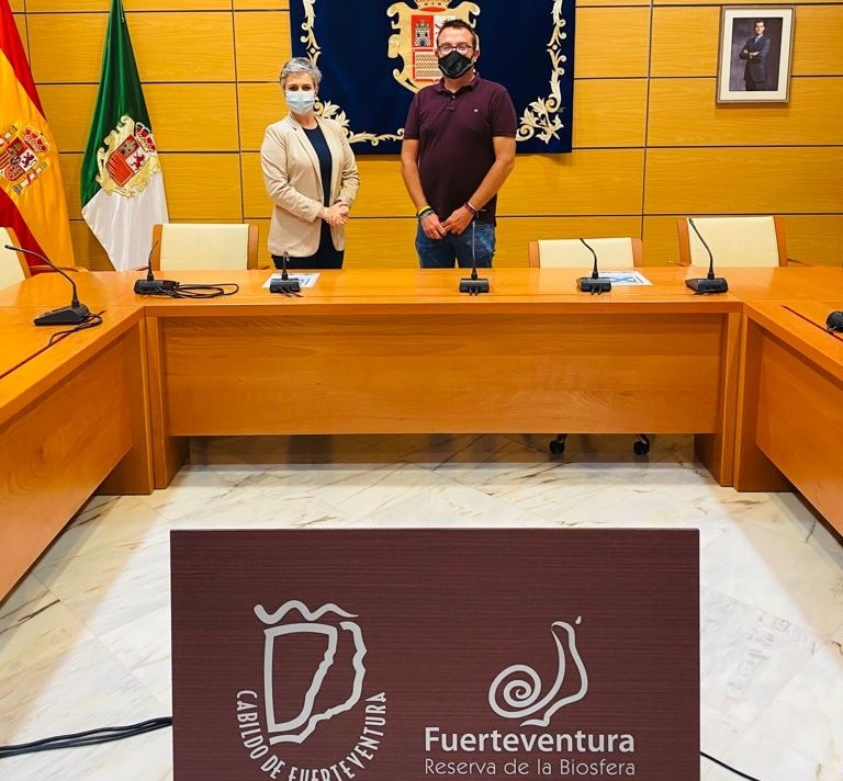 Fundación DinoSol y Cabildo de Fuerteventura mantienen una reunión de trabajo / CanariasNoticias.es