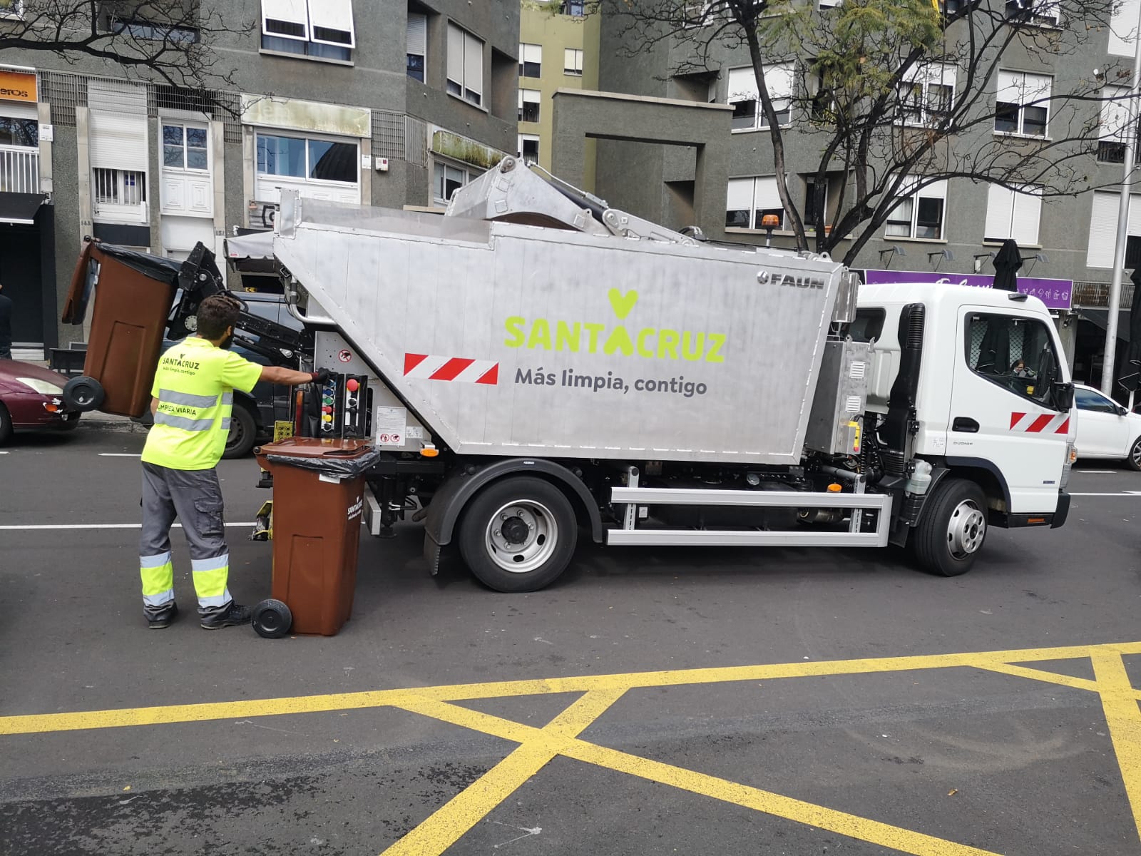 Recogida de residuos en Santa Cruz de Tenerife/ canariasnoticias
