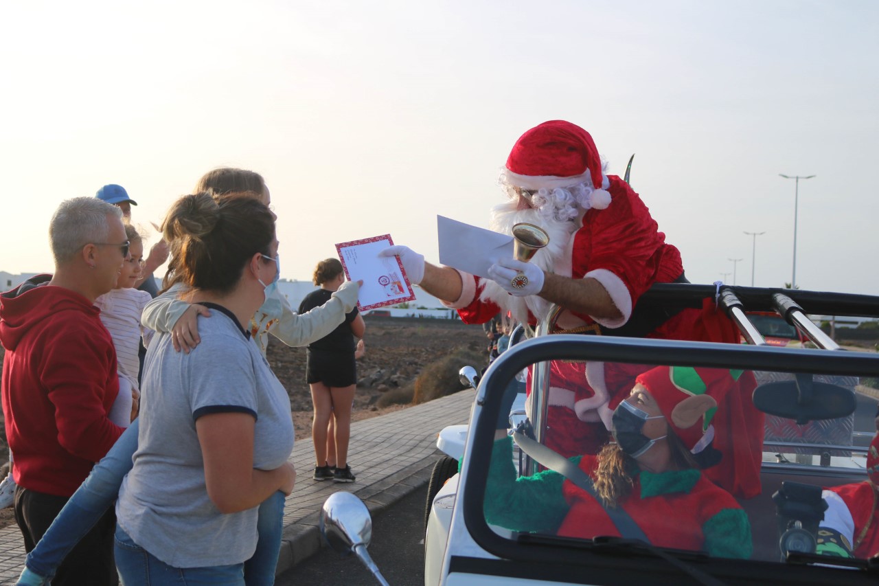 Papa Noel en Playa Blanca. Yaiza. Lanzarote/ canariasnoticias.es