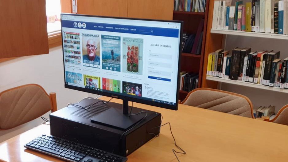 Nuevo material informático para la Biblioteca María Morales de Jinámar en Telde / CanariasNoticias.es