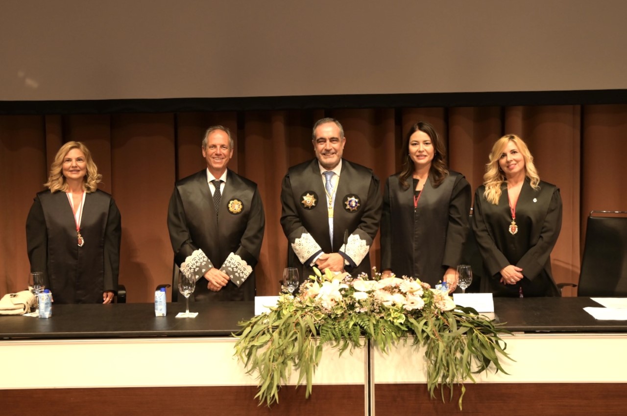 Acto de jura de los nuevos abogados del Colegio de Santa Cruz de Tenerife/ canariasnoticias.es