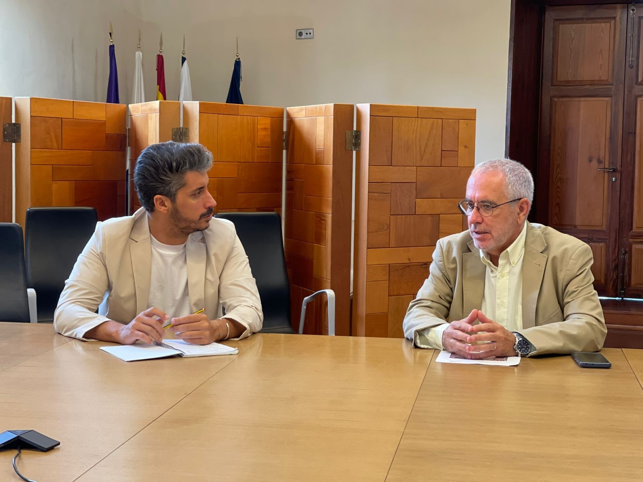 Luis Yeray Alcalde de La Laguna y Oscar Izquierdo presidente de FEPECO / CanariasNoticias.es