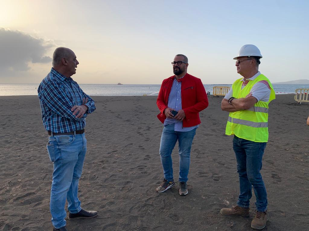 Trabajos en las playas de Telde / CanariasNoticias.es 
