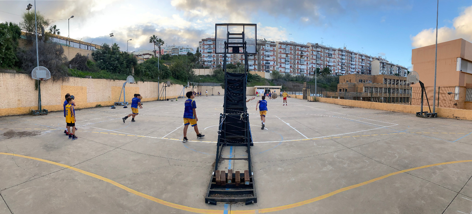 Pistas de baloncesto del antiguo colegio Drago en La Paterna / CanariasNoticias.es