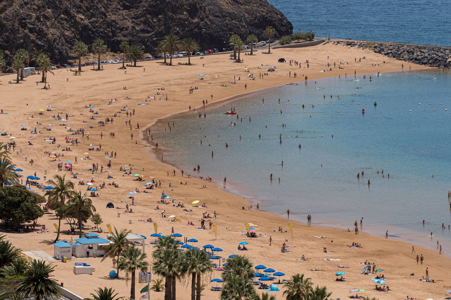 Playa de Las Teresitas en Santa Cruz de Tenerife / CanariasNoticias.es