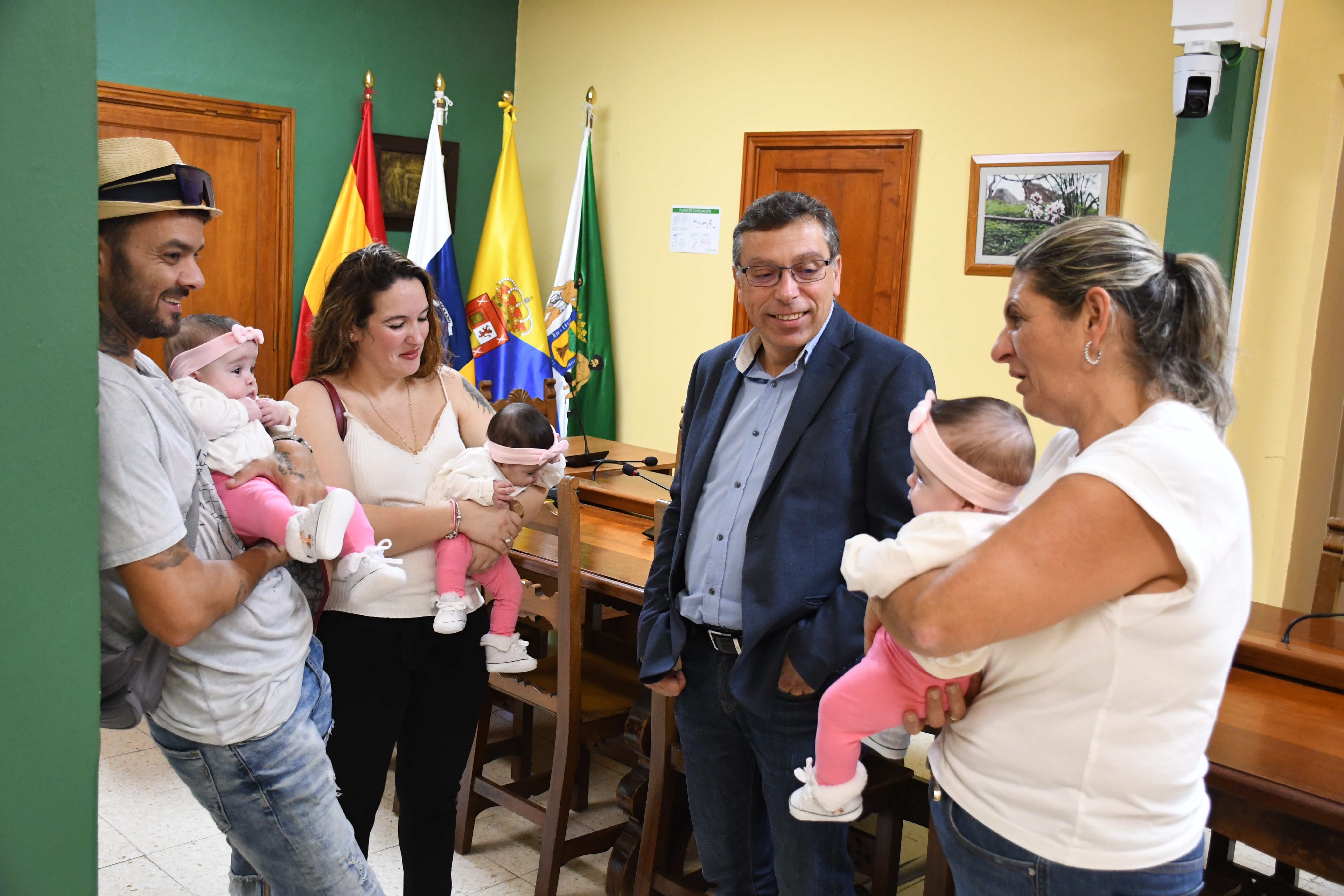 Primeras trillizas nacidas en Valsequillo / CanariasNoticias.es