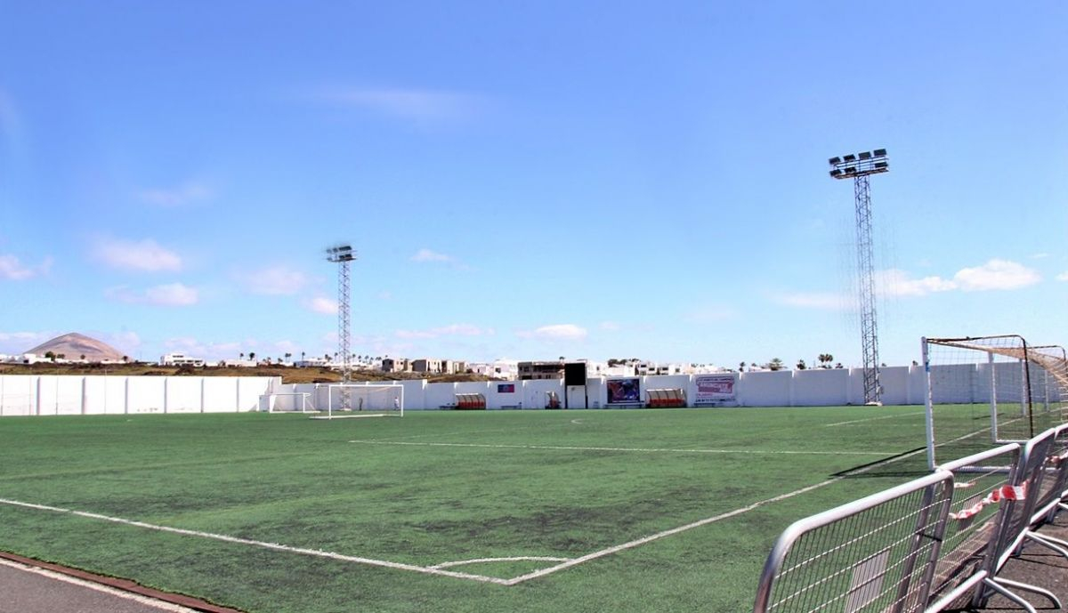 Campo de fútbol de Puerto del Carmen / CanariasNoticias.es 