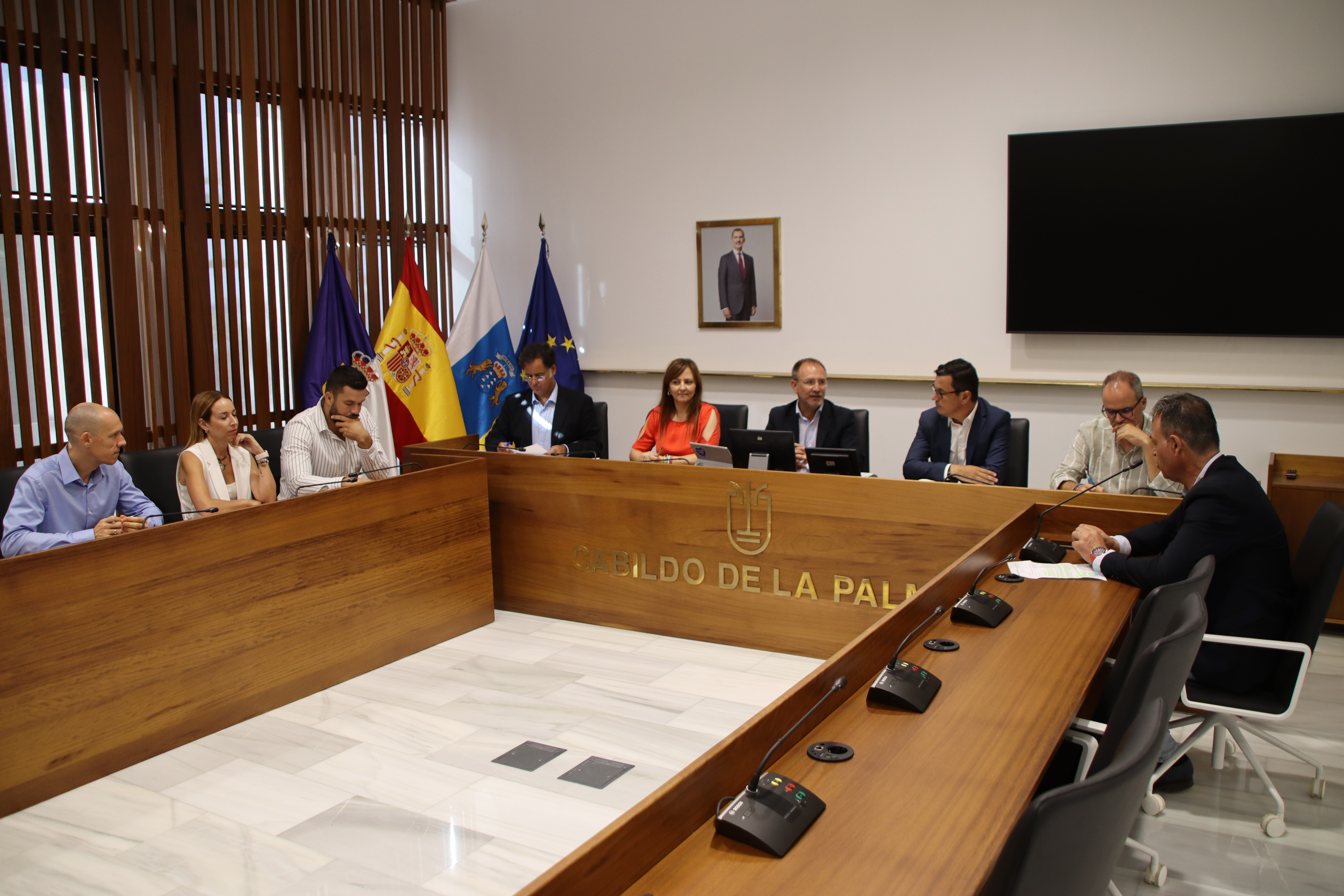 Reunión de Pablo Rodríguez con el Cabildo de La Palma / CanariasNoticias.es 