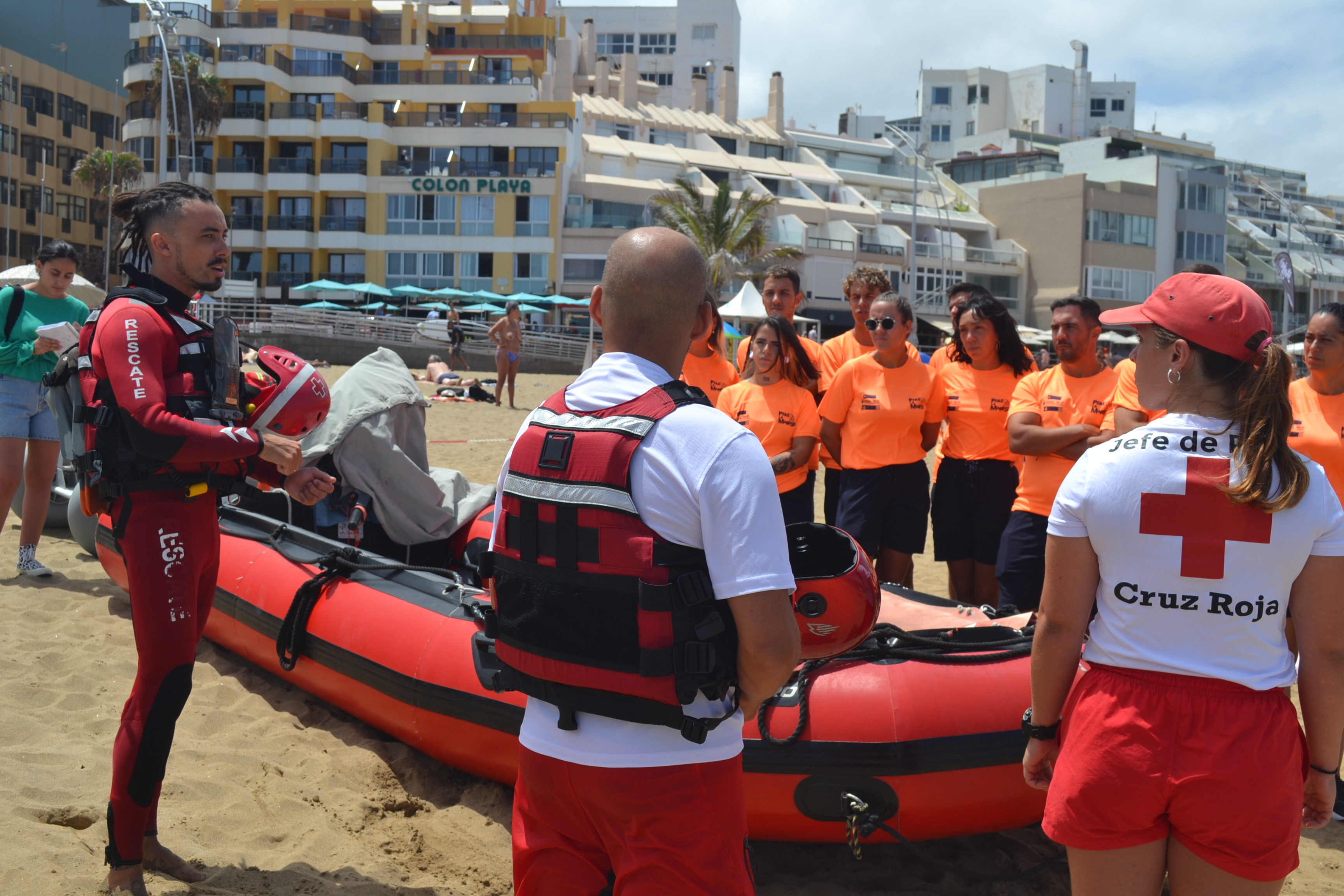 Servicio de Cruz Roja en Playas de Canarias / CanariasNoticias.es 