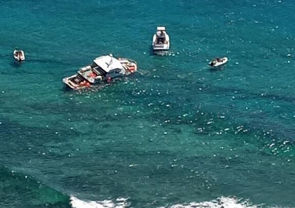 Embarcación accidentada en Islote de Lobos / CanariasNoticias.es 