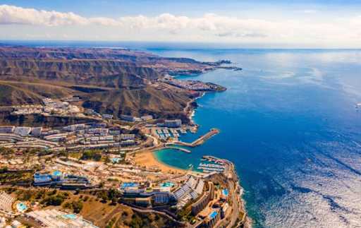 Descubre las Islas Canarias en profundidad a bordo de un crucero