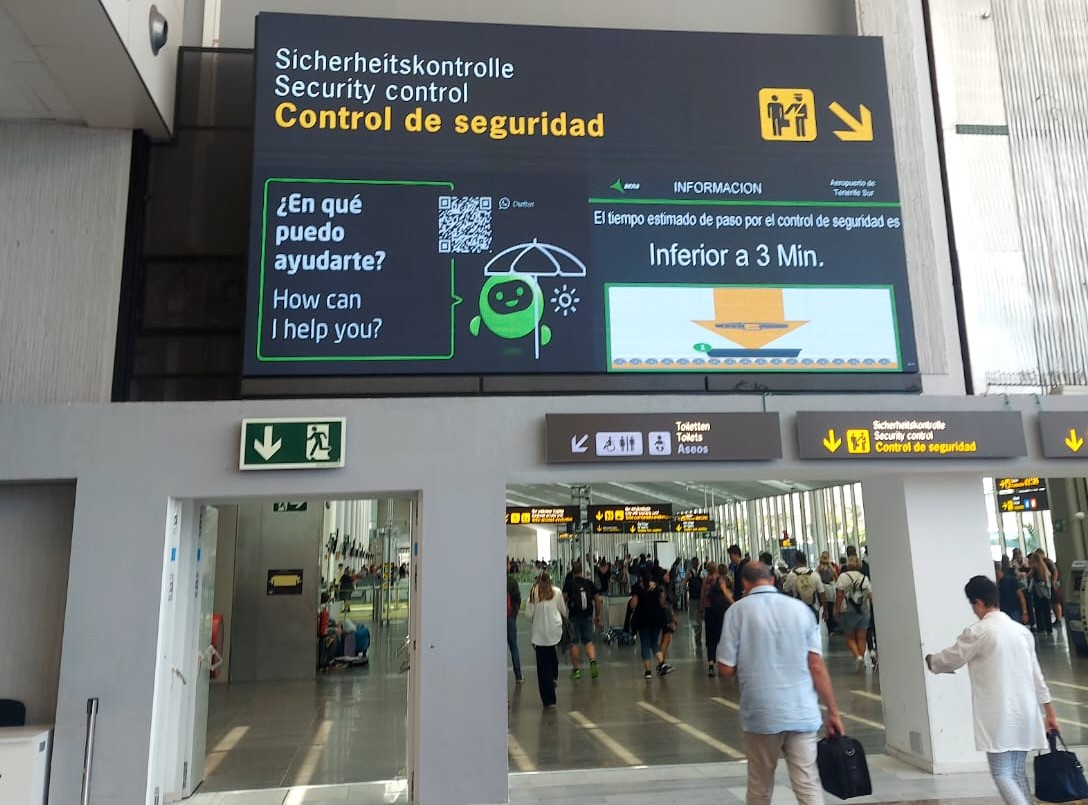 Oli, nuevo chatbot de información de los aeropuertos canarios 