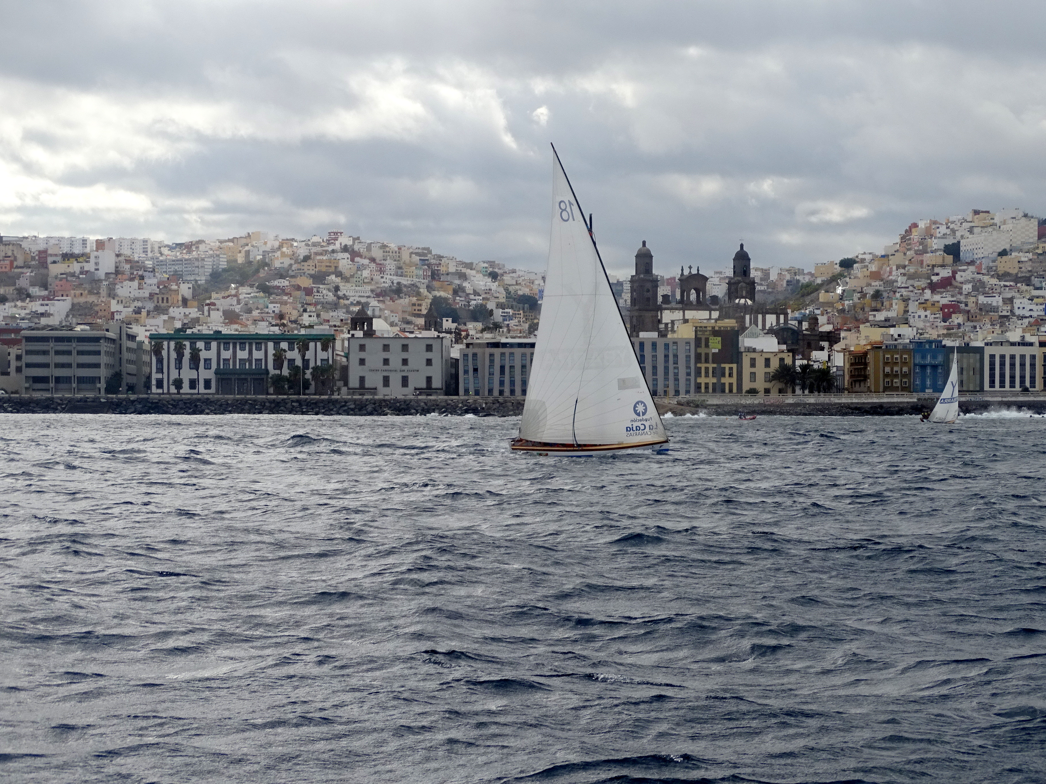 Campeonato Aguas de Teror de Vela Latina Canaria / CanariasNoticias.es 