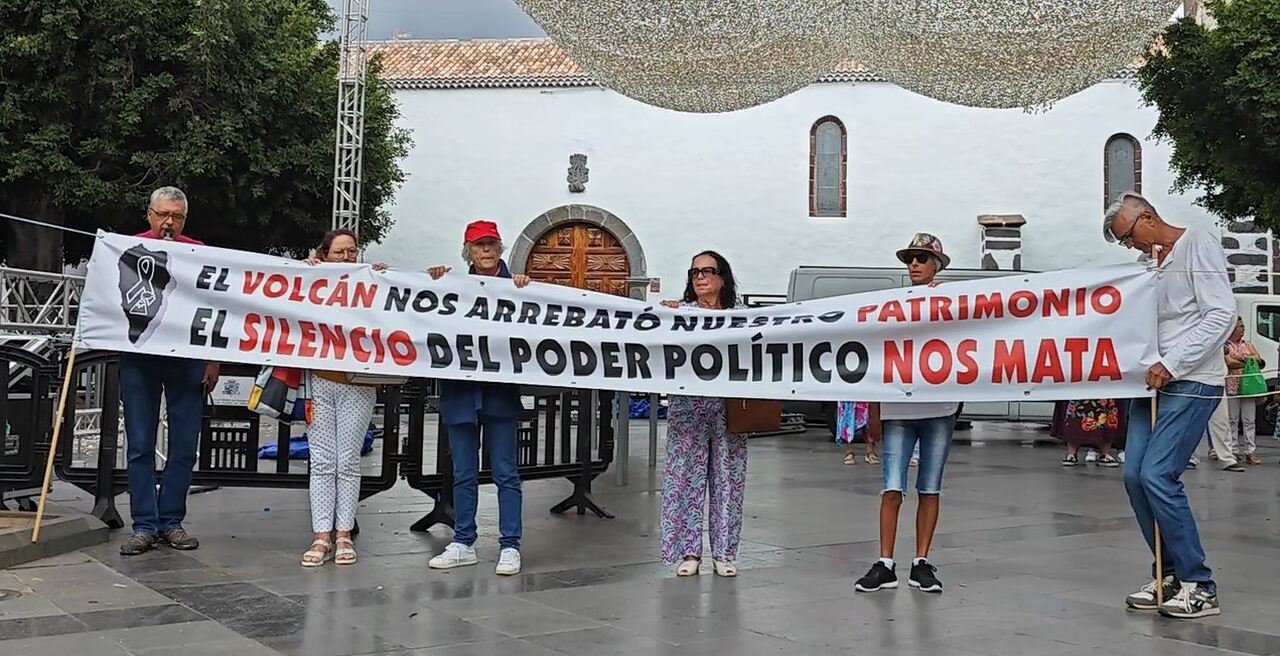 Cientos de afectados del volcán muestran que las heridas económicas y emocionales/ canariasnoticias.es