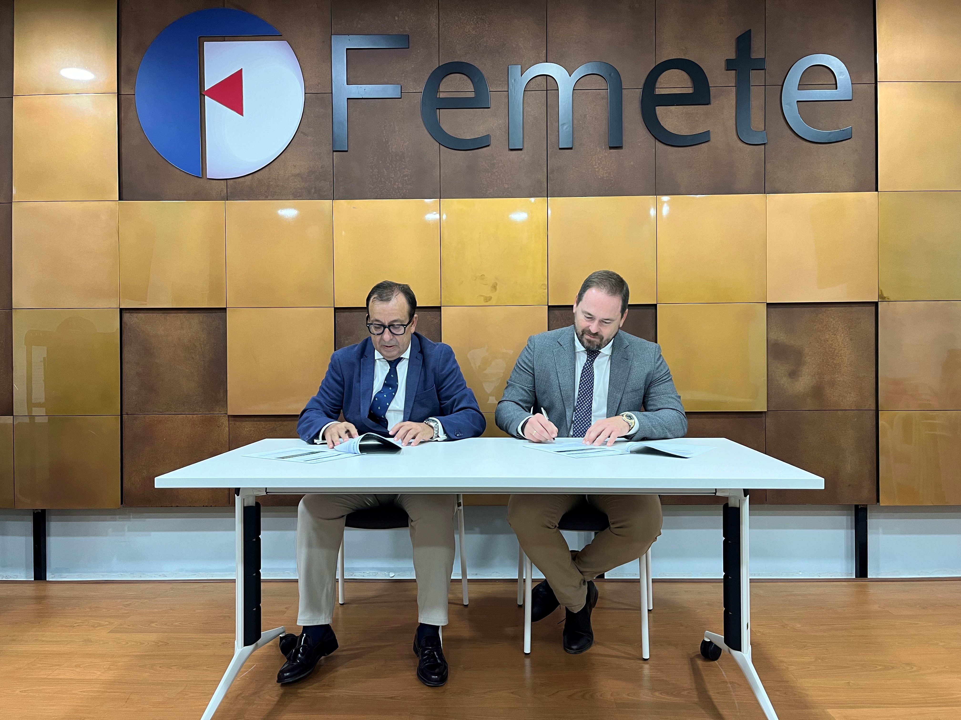 Firma del convenio / CanariasNoticias.es 