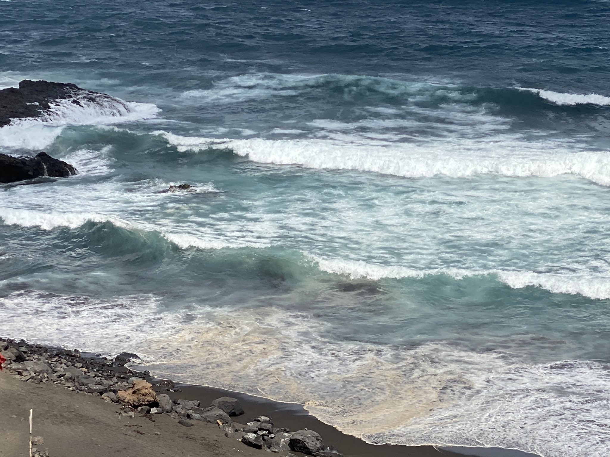 Cierre de playa por vertidos de fueloil 