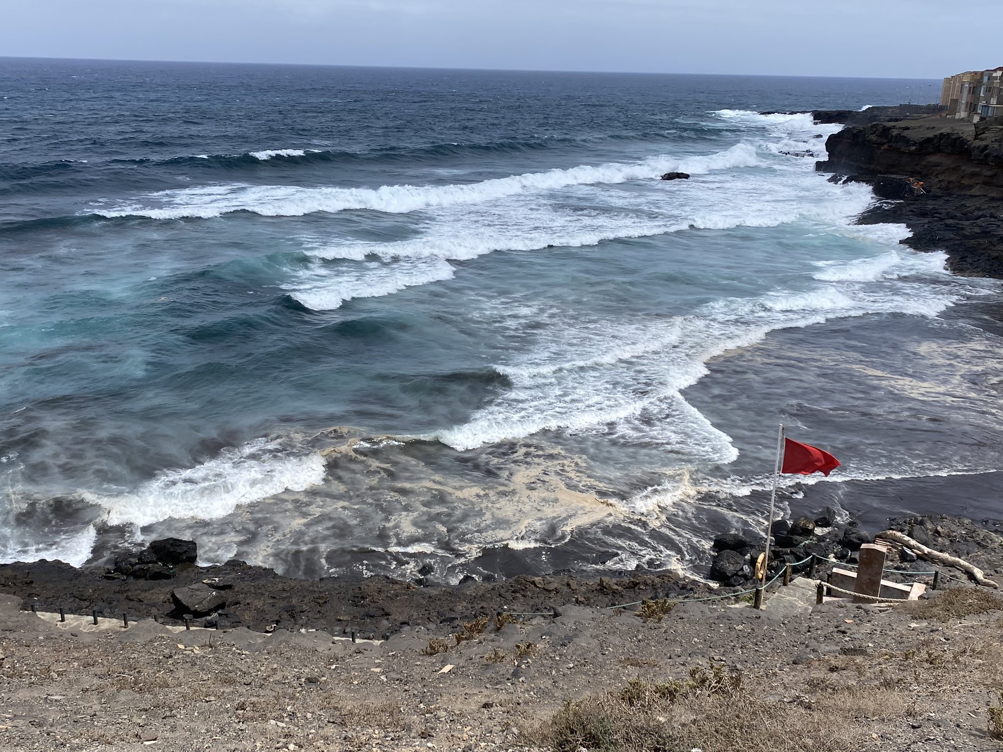 Cierre de playa por vertidos de fueloil 