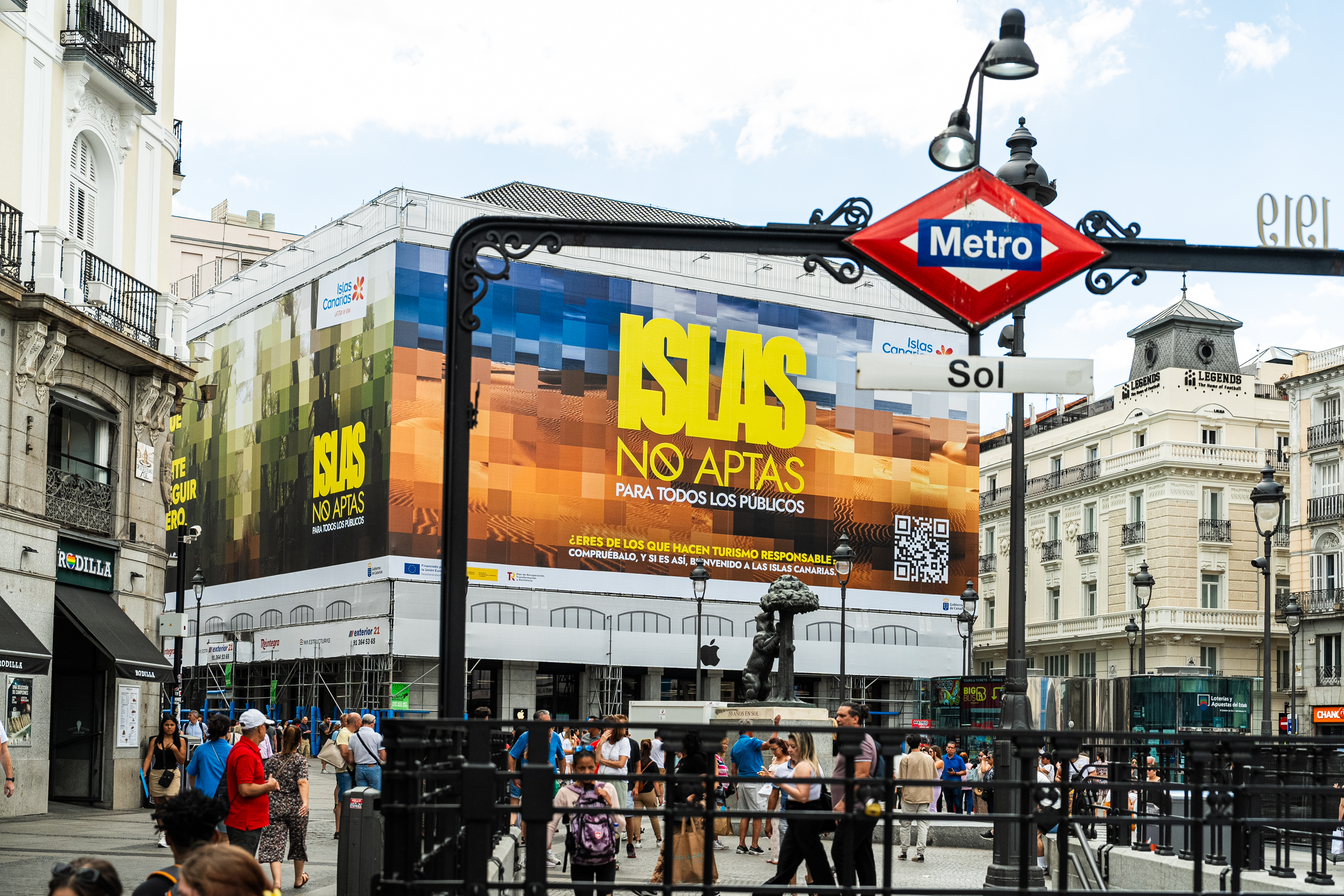 Campaña "Islas no aptas para todos los públicos"