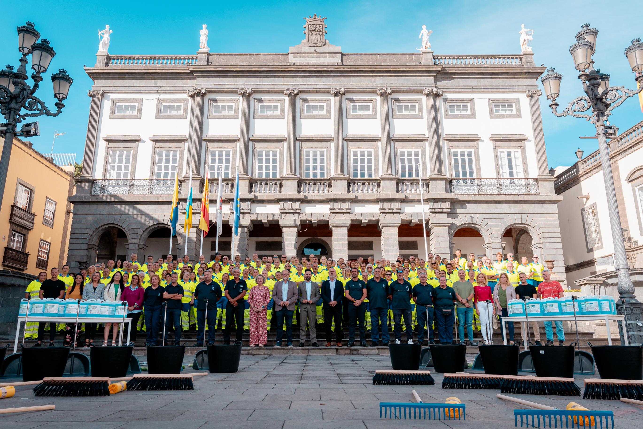 Nuevos trabajadores para servicio de Limpieza 