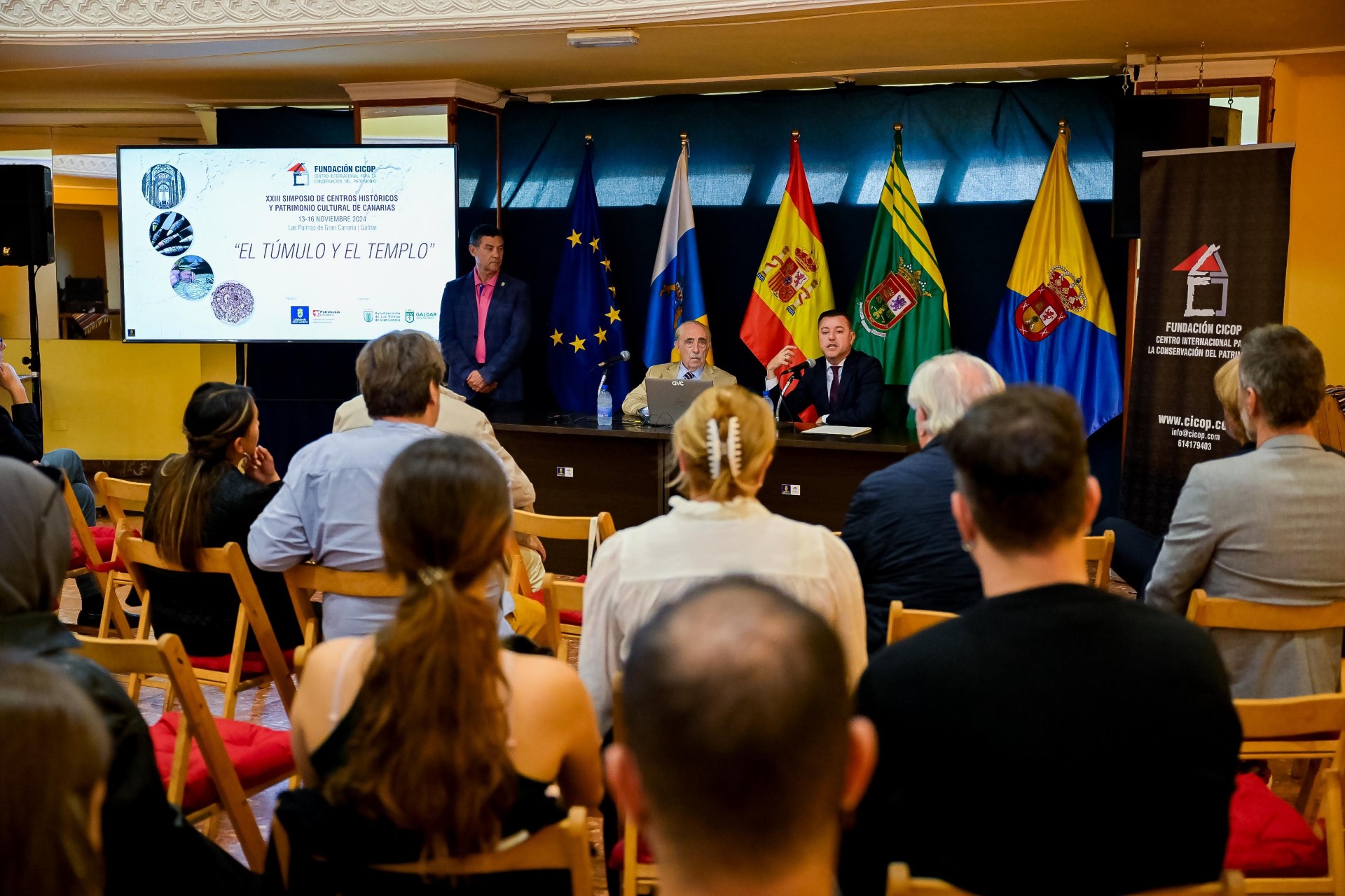 Inauguración del Simposio en el Casino de Gáldar/ canariasnoticias.es