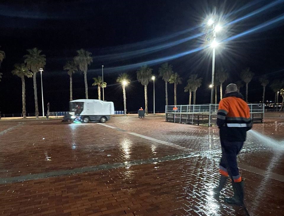 Las Palmas de Gran Canaria cierra el año con 1.300 kilos de residuos recogidos en una Nochevieja 