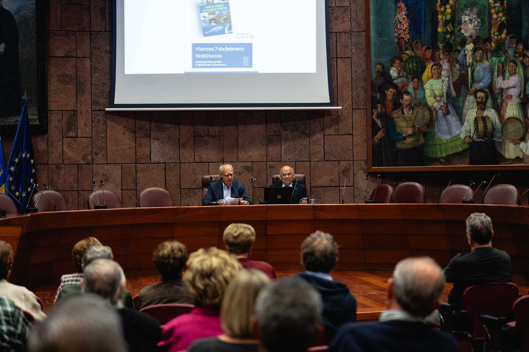 Luis Herrera Mesa presenta en La Gomera su libro ´Fauna de Canarias en peligro de extinción`/ canariasnoticias.es