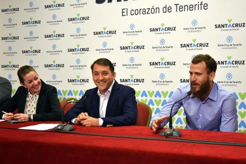 Sergio Rodríguez y José Manuel Bermúdez presentando del Campus