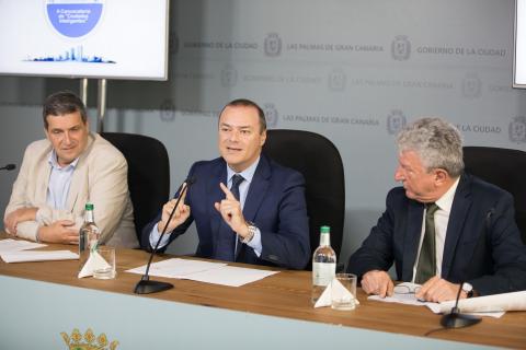 Augusto Hidalgo, Javier Doreste y Pedro Quevedo