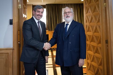 Fernando Clavijo y Miguel Arias Cañete