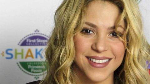 Shakira Shakira