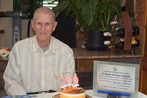 Antoñito Rodríguez cumple 100 años en Valsequillo. Gran Canaria