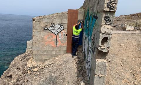 Cerrado por seguridad el acceso a la playa de Agua Dulce en Guía de Isora. Tenerife