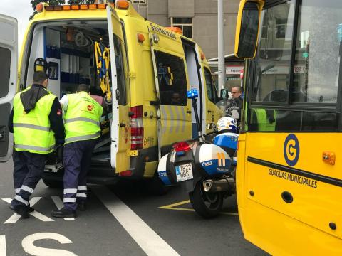 Atropello de mujer por una guagua municipal