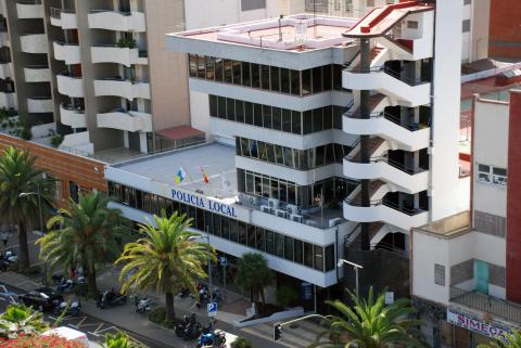 Edificio Policía Local Santa Cruz de Tenerife Edificio Policía Local Santa Cruz de Tenerife