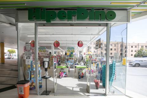 HiperDino amplía su oferta y estrena nuevos espacios dedicados a juguetes / CanariasNoticias.es