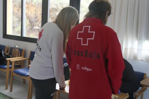 Pruebas PCR en el Centro Sociosanitario de Echedo, Valverde, El Hierro / CanariasNoticias.es